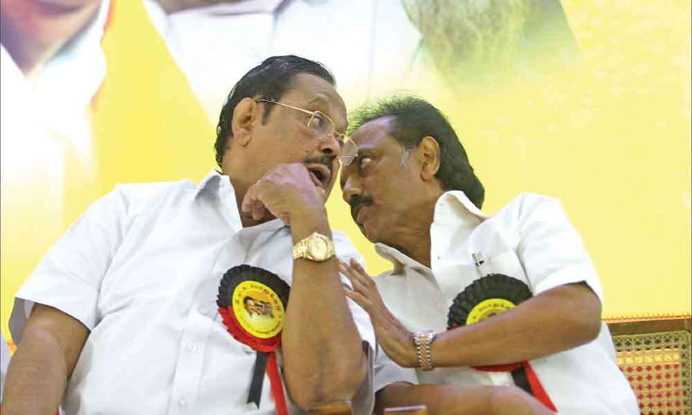 2011ல் ஜெ., எடுத்த முடிவை நாம் எடுக்கலாமா? ஸ்டாலின் ஆலோசனை