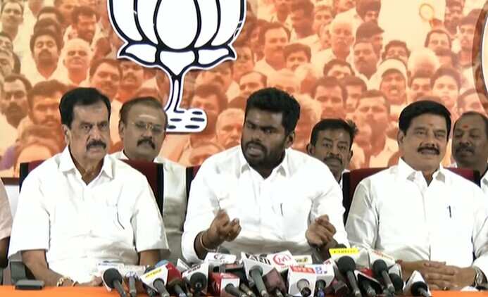 “குற்றவாளி ஸ்டாலின் தான்... உதயநிதிக்கு அறிவே இல்லை”- அண்ணாமலை