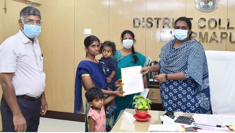 தருமபுரியில் கொரோனாவால் உயிரிழந்த தூய்மை பணியாளர் குடும்பத்திற்கு ரூ.5 லட்சம் நிதியுதவி!