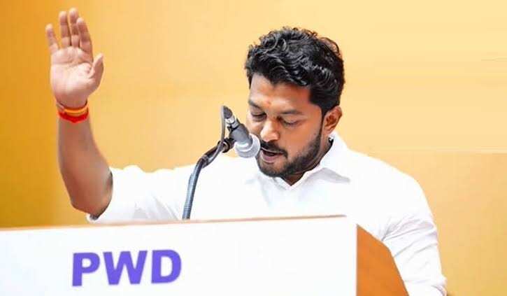 தவெக அரசின் அடுத்த அதிரடி! கனிமவள பொருட்களை வெளிமாநிங்களுக்கு கொண்டு செல்ல தற்காலிக தடை
