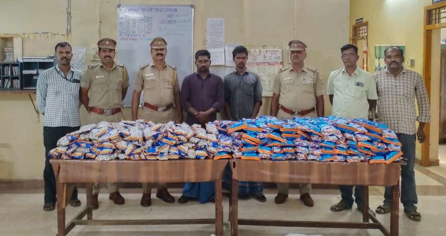 மதுரை ரயில் நிலையத்தில் 50 கிலோ குட்கா பறிமுதல் - இருவர் கைது!