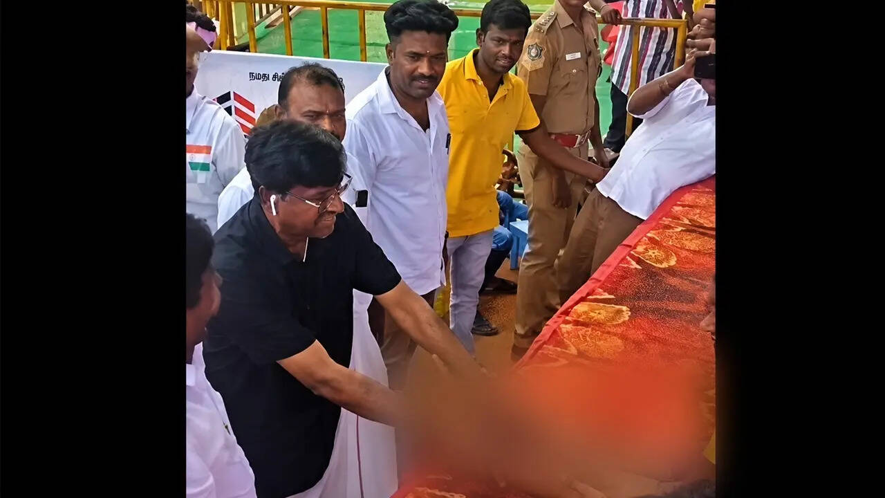 நான் செய்த முதலுதவி ஊடகங்களில் தவறான நோக்கத்தில் சித்தரிக்கப்பட்டிருக்கிறது - அமைச்சர் விஸ்வநாதன்...!!