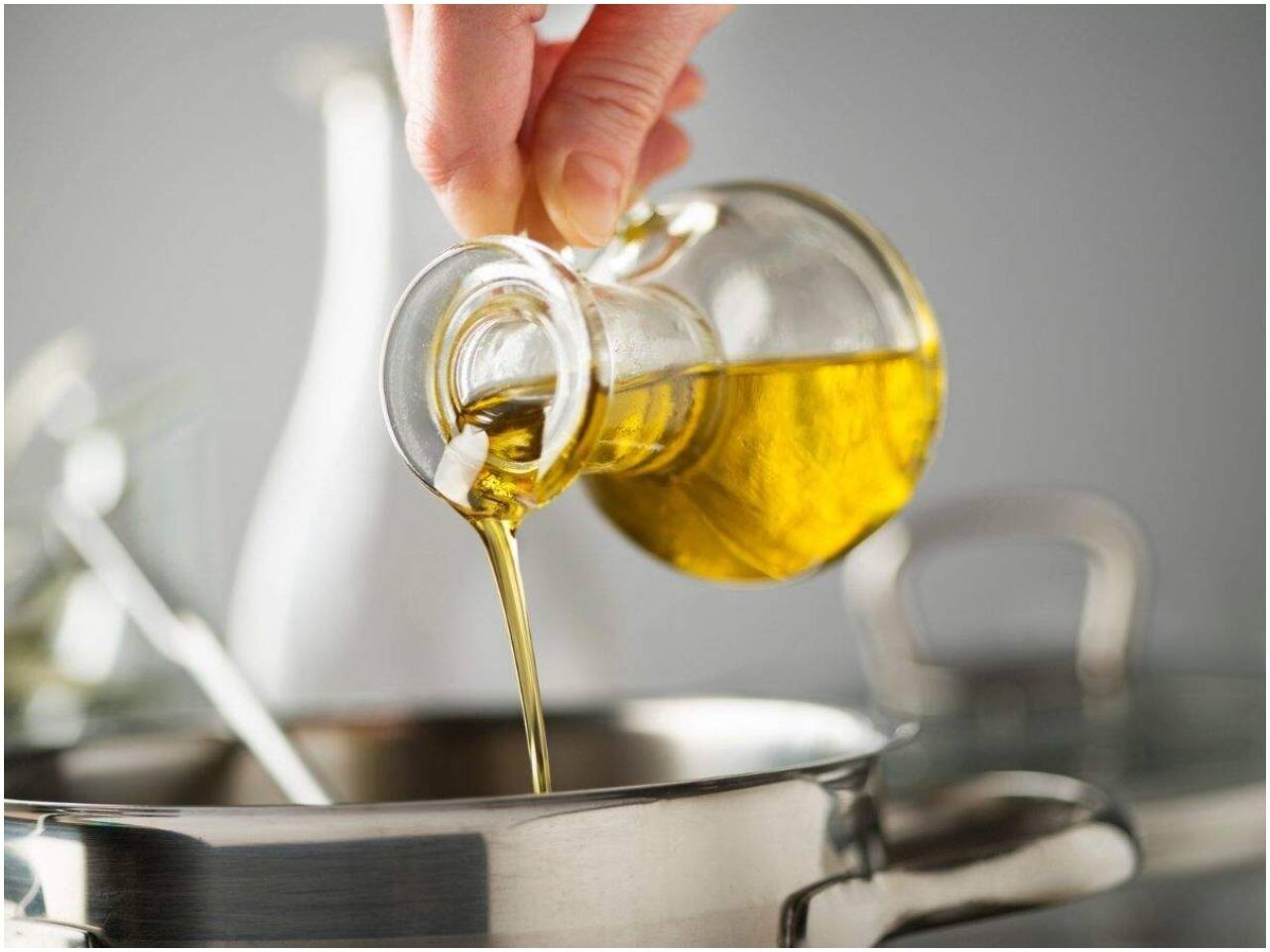 கருவளையங்கள் வராமல் தடுக்கும் இந்த எண்ணெய்