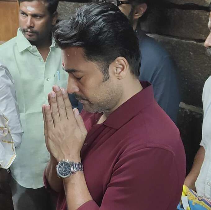 பழனியில் சூர்யா சாமி தரிசனம்..!! #Surya46-க்காக சிறப்பு பூஜை..!