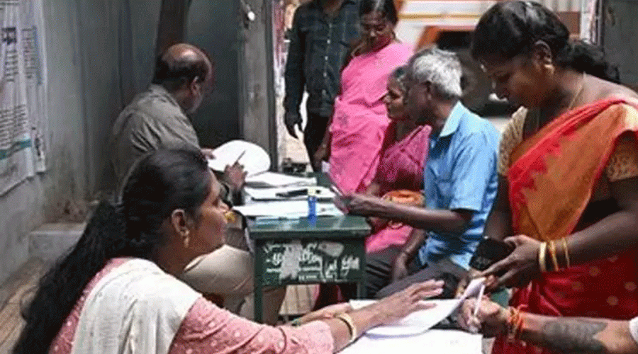 வாக்காளர் திருத்தப் பணியை ஆய்வு செய்ய மத்தியக் குழு வருகை: 3 நாட்கள் கள ஆய்வு..!