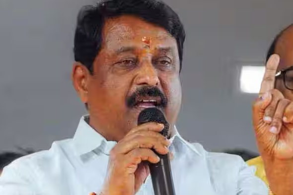 ஒரு கண்ணில் வெண்ணெய், மறு கண்ணில் சுண்ணாம்பு வைப்பது தான், தி.மு.க., அரசின் மத நல்லிணக்கமா? நயினார் நாகேந்திரன் கேள்வி