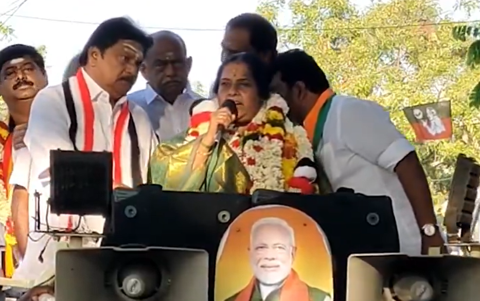 “தீய சக்தி திமுக கோவையை கெடுப்பதற்காக கரூரிலிருந்து ஒரு ஆளை இறக்குமதி செய்துள்ளது” - வானதி சீனிவாசன்