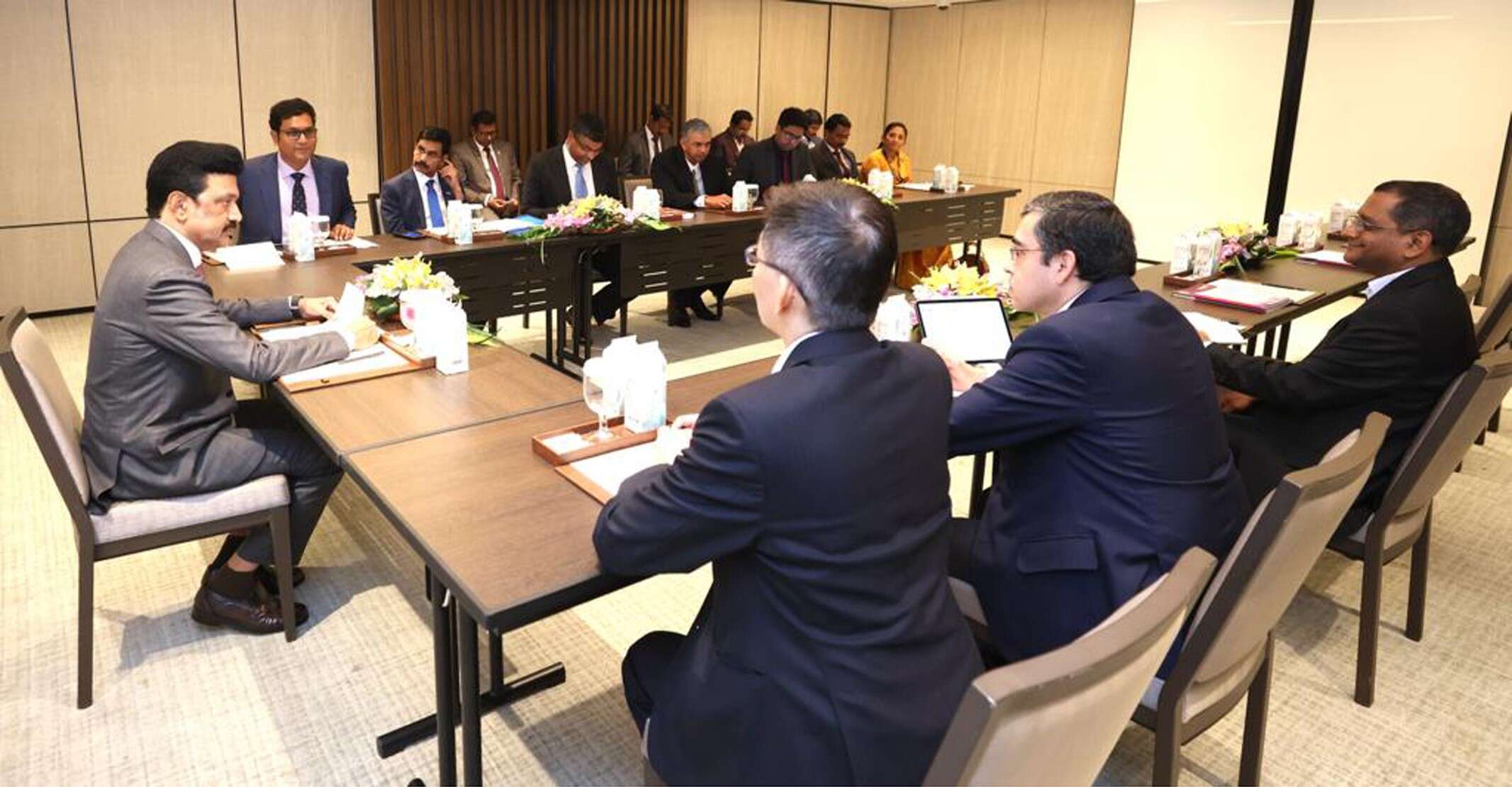 சிங்கப்பூரில் முதலீட்டாளர்களை சந்தித்த முதலமைச்சர் ஸ்டாலின் - மீன்பிடி, உணவுப் பதப்படுத்தும் துறையில் முதலீடு