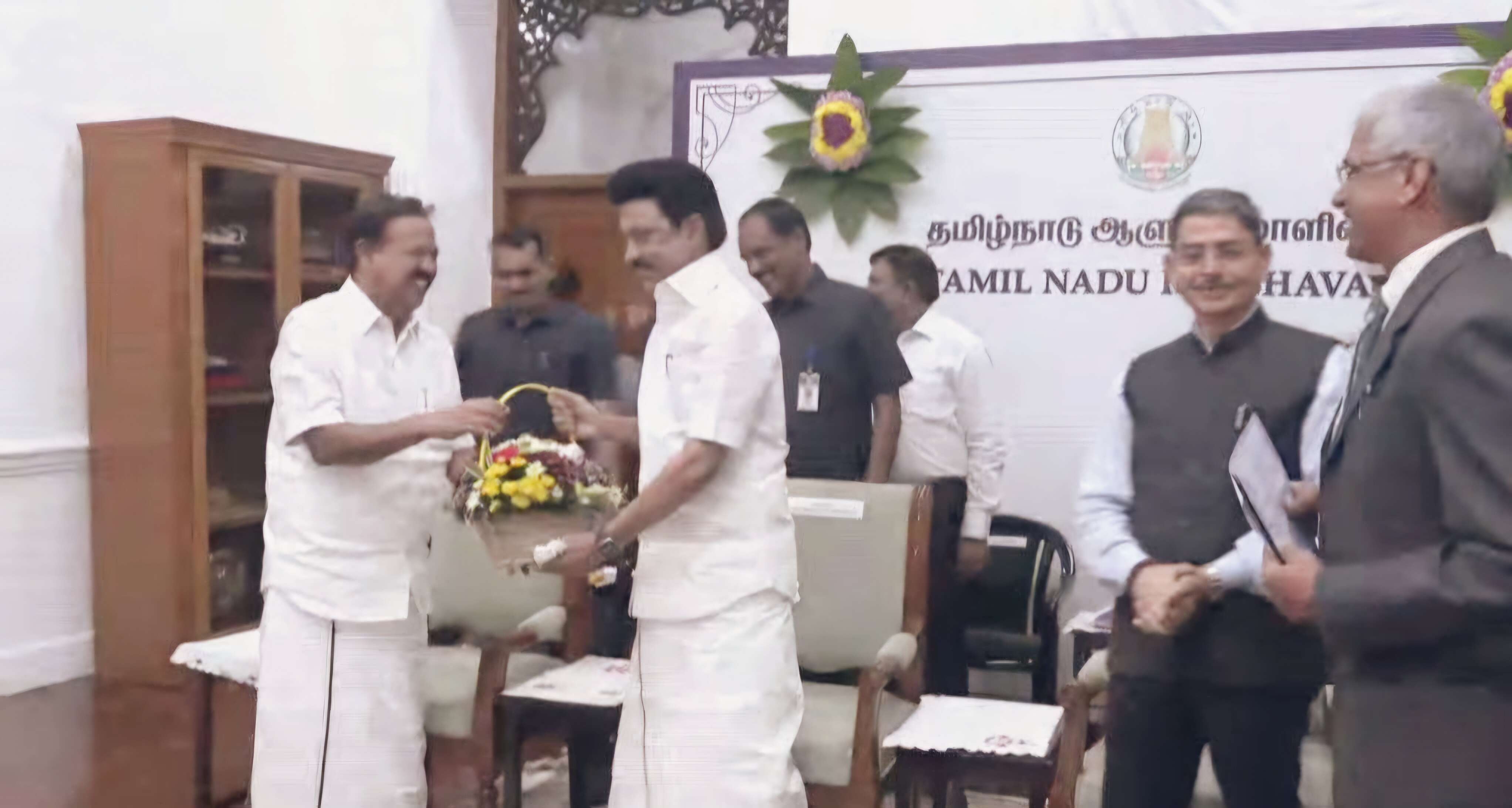 #Ponmudi மீண்டும் அமைச்சராக பொறுப்பேற்றார் பொன்முடி!