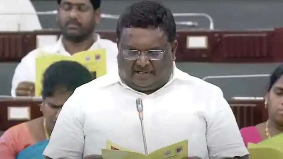 5 வயது வரை இனி அரசுப் பேருந்துகளில் கட்டணம் இல்லை- போக்குவரத்துத் துறை அமைச்சர் எஸ்.எஸ்.சிவசங்கர் அறிவிப்பு..