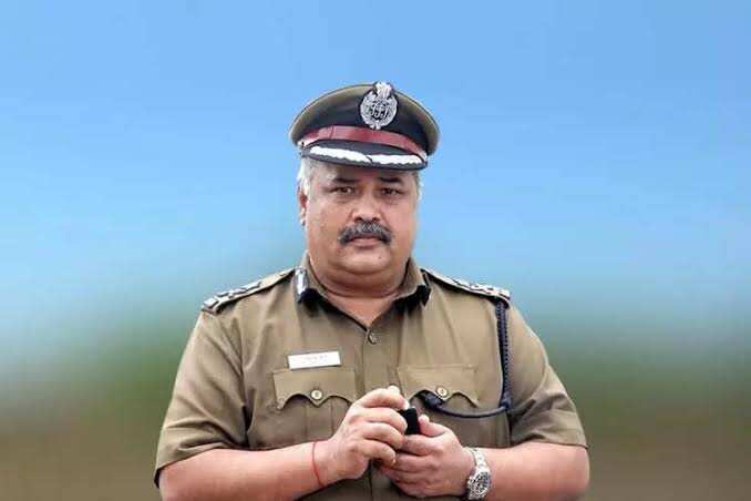 பெண் எஸ்.பி.-க்கு பாலியல் தொல்லை - முன்னாள் டிஜிபி ராஜேஸ் தாஸின் மனு தள்ளுபடி!!