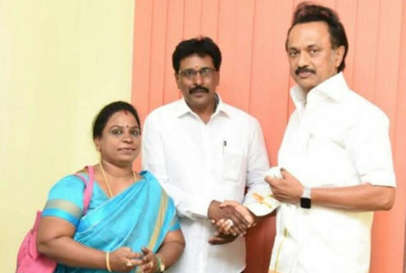 தூய்மைப் பணியாளர்களுக்கு எதிராக வழக்கை தொடர்ந்ததே சேகர் பாபு டிரஸ்ட் தான்- அதிமுக புகார்