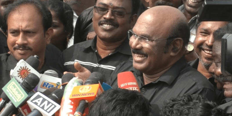 முதல்வர் ஸ்டாலின் குடும்பத்தில் குழப்பம்! மாறன் குடும்பத்தினர் அதிருப்தி! ஆட்சியை வழிநடத்தும் 8 பேர்! - போட்டுத்தாக்கிய ஜெயக்குமார்