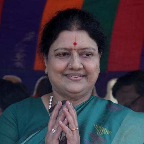 மாஜி எம்.எல்.ஏ., எம்.பிக்களை புது எண்களுக்கு தாவ வைக்கும் சசிகலா!