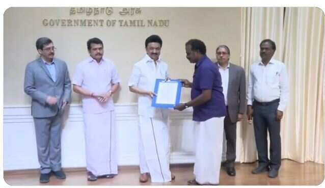 50,000வது விவசாயிக்கு மின் இணைப்பு ஆணை