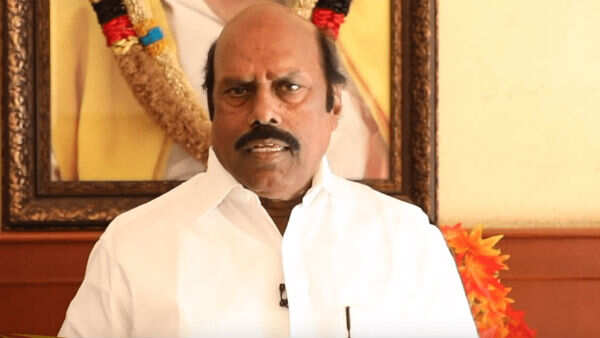 சிங்கப்பூர் மருத்துவமனையில் எ.வ.வேலு அனுமதி!